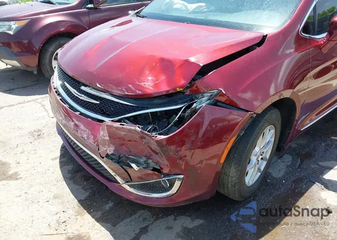 2020 Chrysler Pacifica Touring L из США, поврежденный, VIN 2C4RC1BG7LR130253